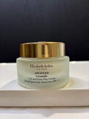 Elizabeth Arden Advanced Ceramide Day Cream